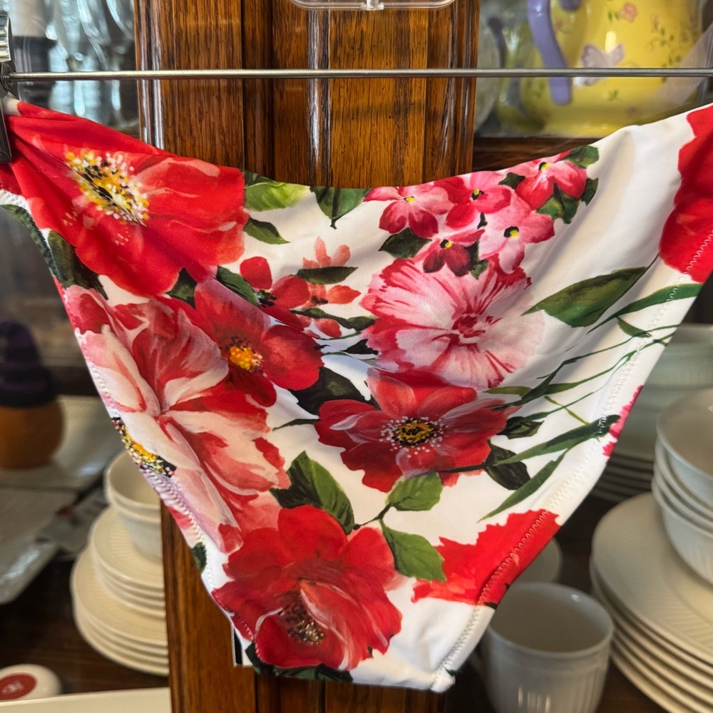 🏖️ MILLY Red and White Floral Bikini Bottoms SIZE small NEW w tags!